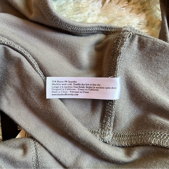 Kindred Bravely French Terry Racerback Nursing Sleep Bra in Grey Size Medium - Picture 8 of 8